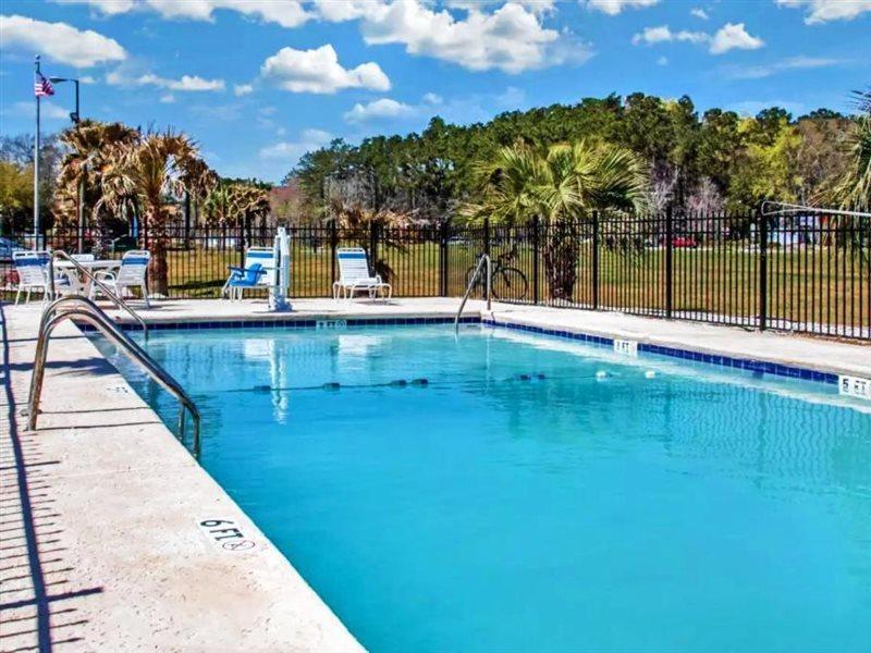 Days By Wyndham Gateway I-95 Georgetown